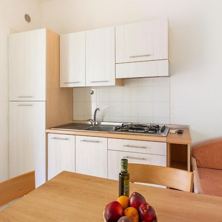 Residence Villa Le Macine Вьесте Экстерьер фото