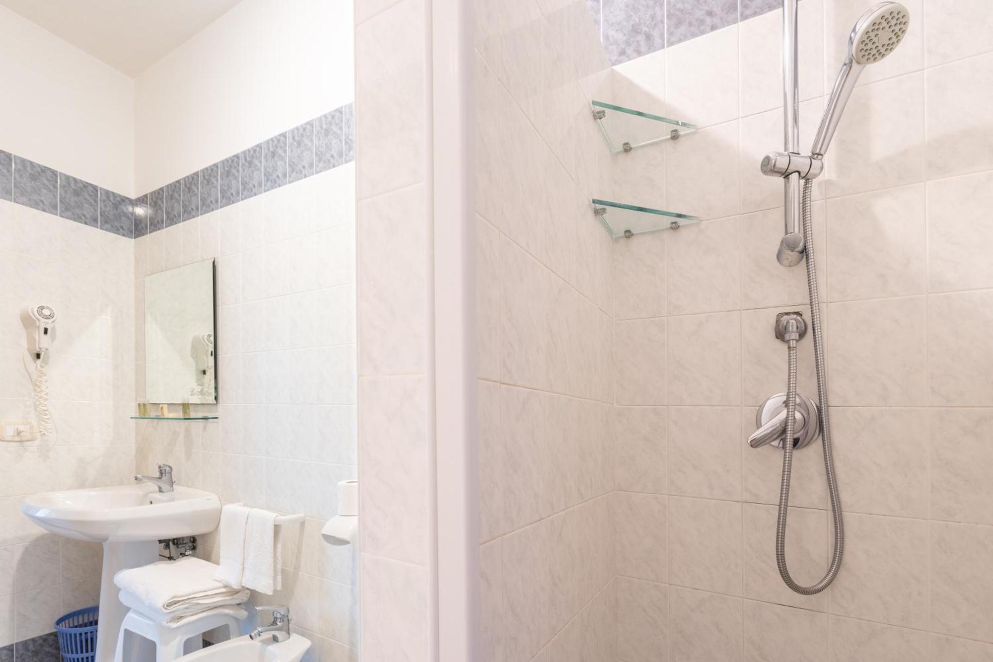 Residence Villa Le Macine Вьесте Экстерьер фото